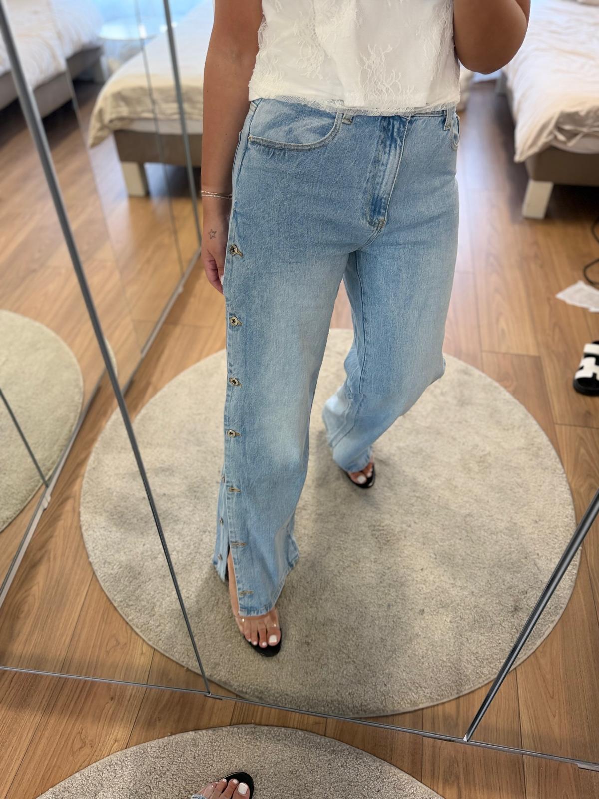 JEAN'S LOLA