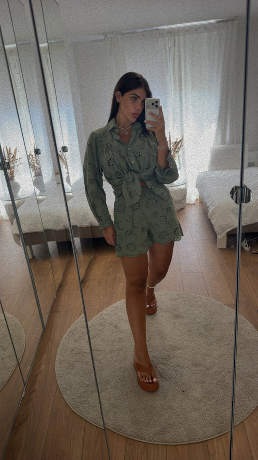 Ensemble dentelle kaki