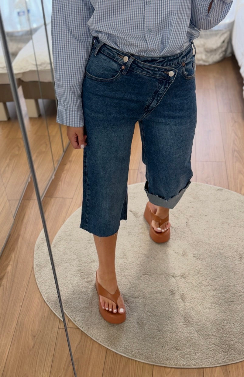 Bermuda Jean's Fan