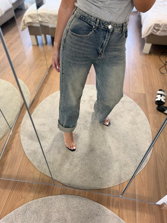 Jean's LESLIE